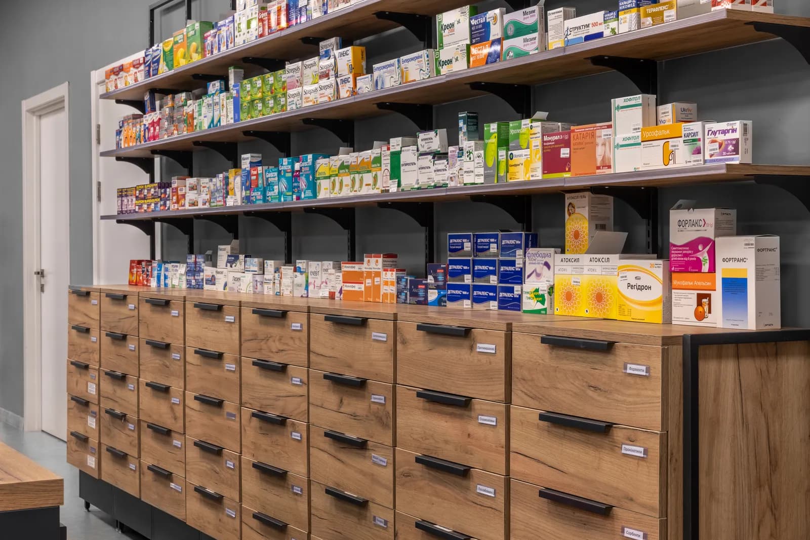 Proyecto +Rozetka Pharmacy de Modern Expo en Ucrania - imagen 2